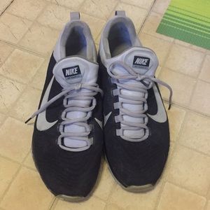 Nike sneaker size M 13